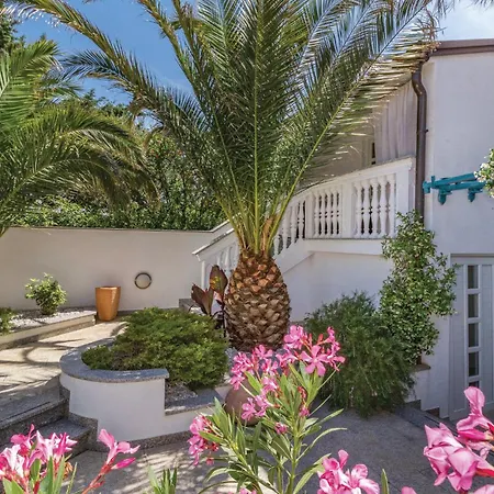 Gorgeous In With Wifi プーラ