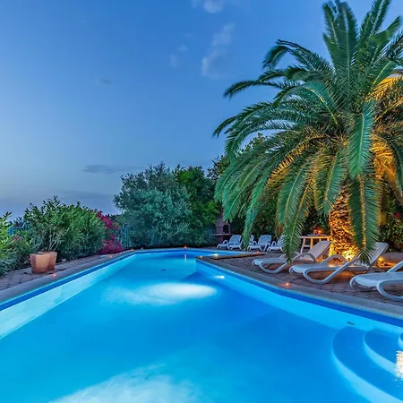 アパート Gorgeous In With Wifi プーラ