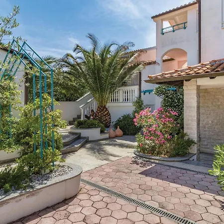 Gorgeous In With Wifi