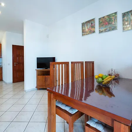 Апартаменты 3 Bedroom Front In Пула