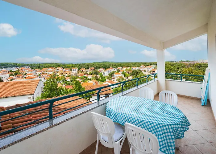 Gorgeous In With Wifi Apartment Pula