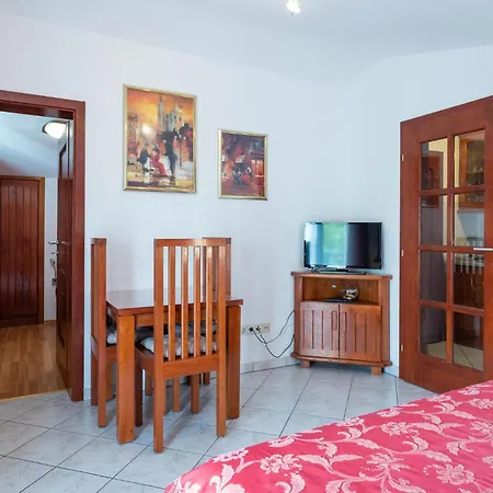 3 Bedroom Front In Daire